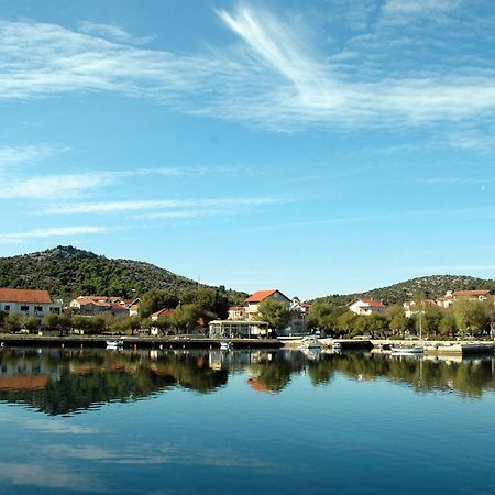 Apartman More Šibenik Eksteriør bilde