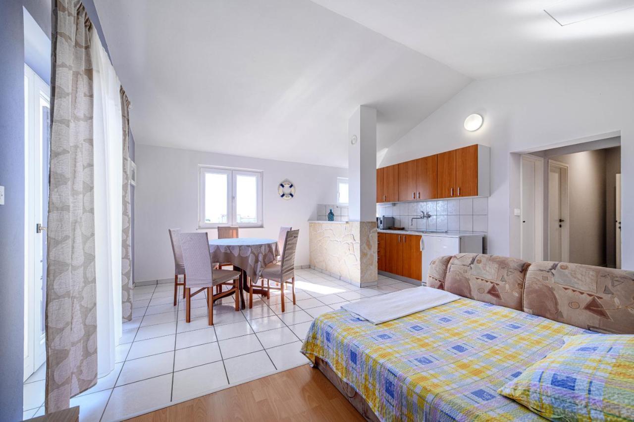 Apartman More Šibenik Eksteriør bilde